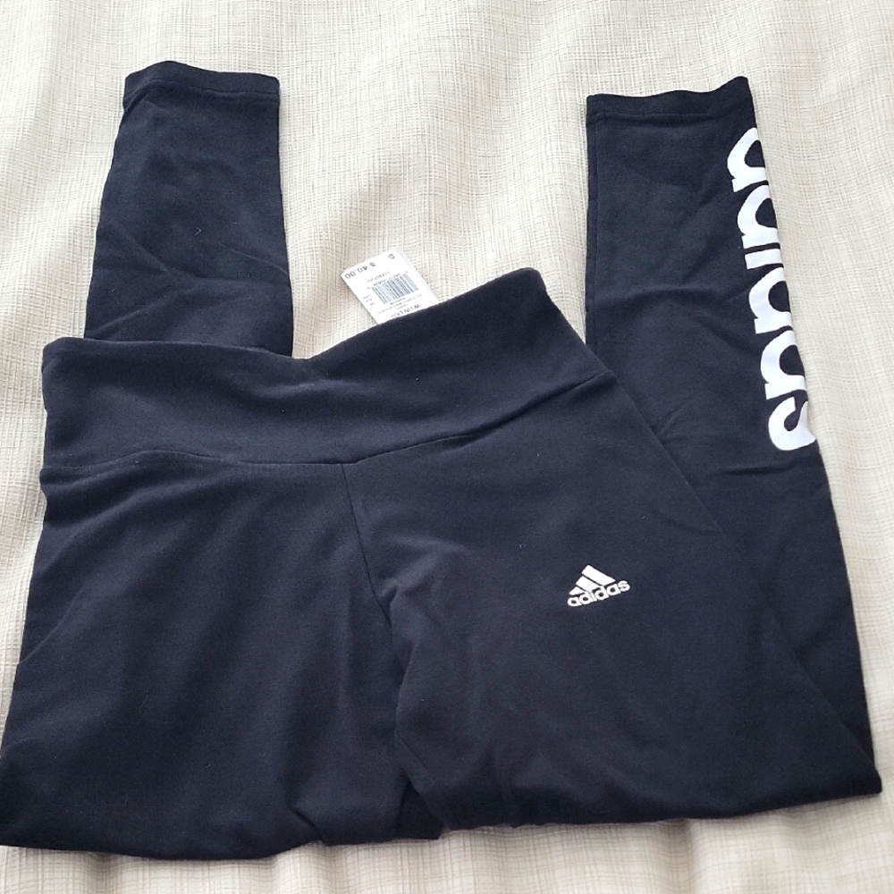 Adidas NWT Black Leggings high Rise